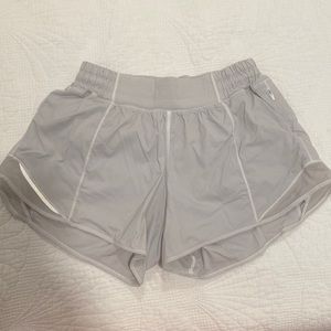Lululemon Low-Rise Hotty Hot 4in Shorts!